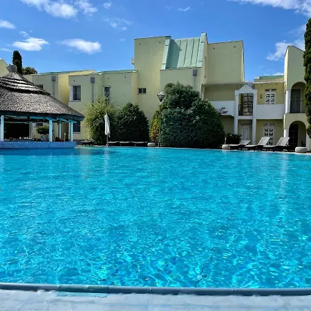 Poolside * Siófok